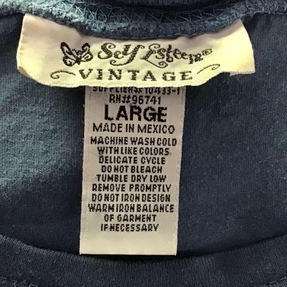 SHIRT BUNDLE!! 5 tops, tees/tank, comfy, cute, not perfect but serviceable. - Picture 7 of 16